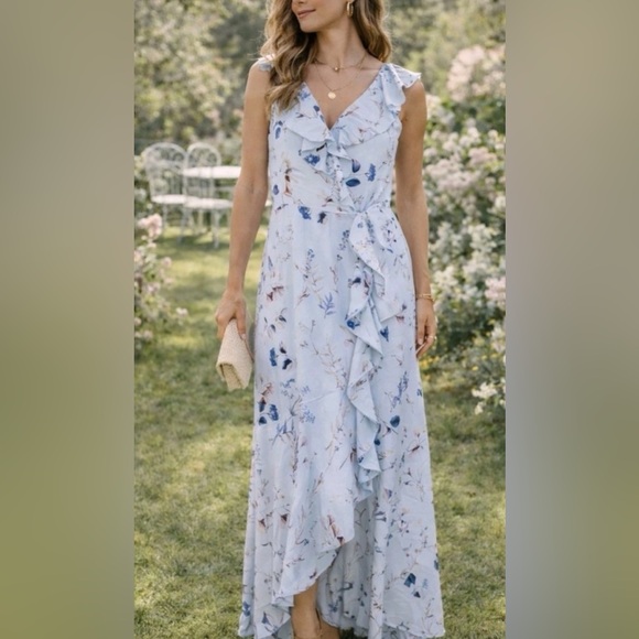 Banana Republic Dresses & Skirts - Banana Republic Light Blue Floral High-Low Dress
